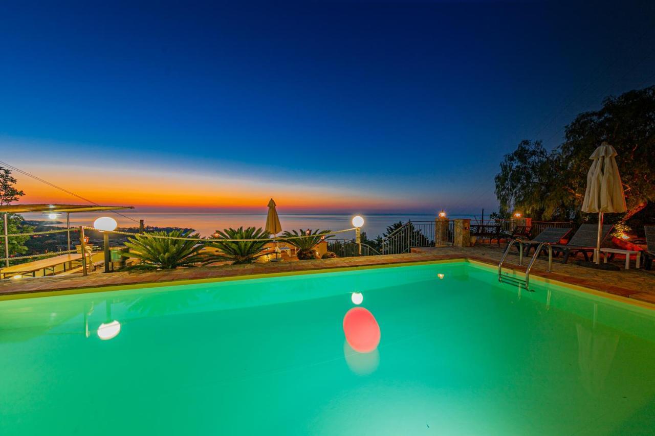 Residence Agape Cefalù Buitenkant foto