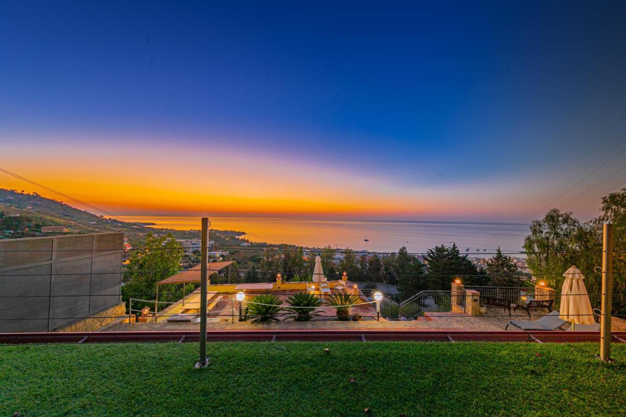Residence Agape Cefalù Buitenkant foto