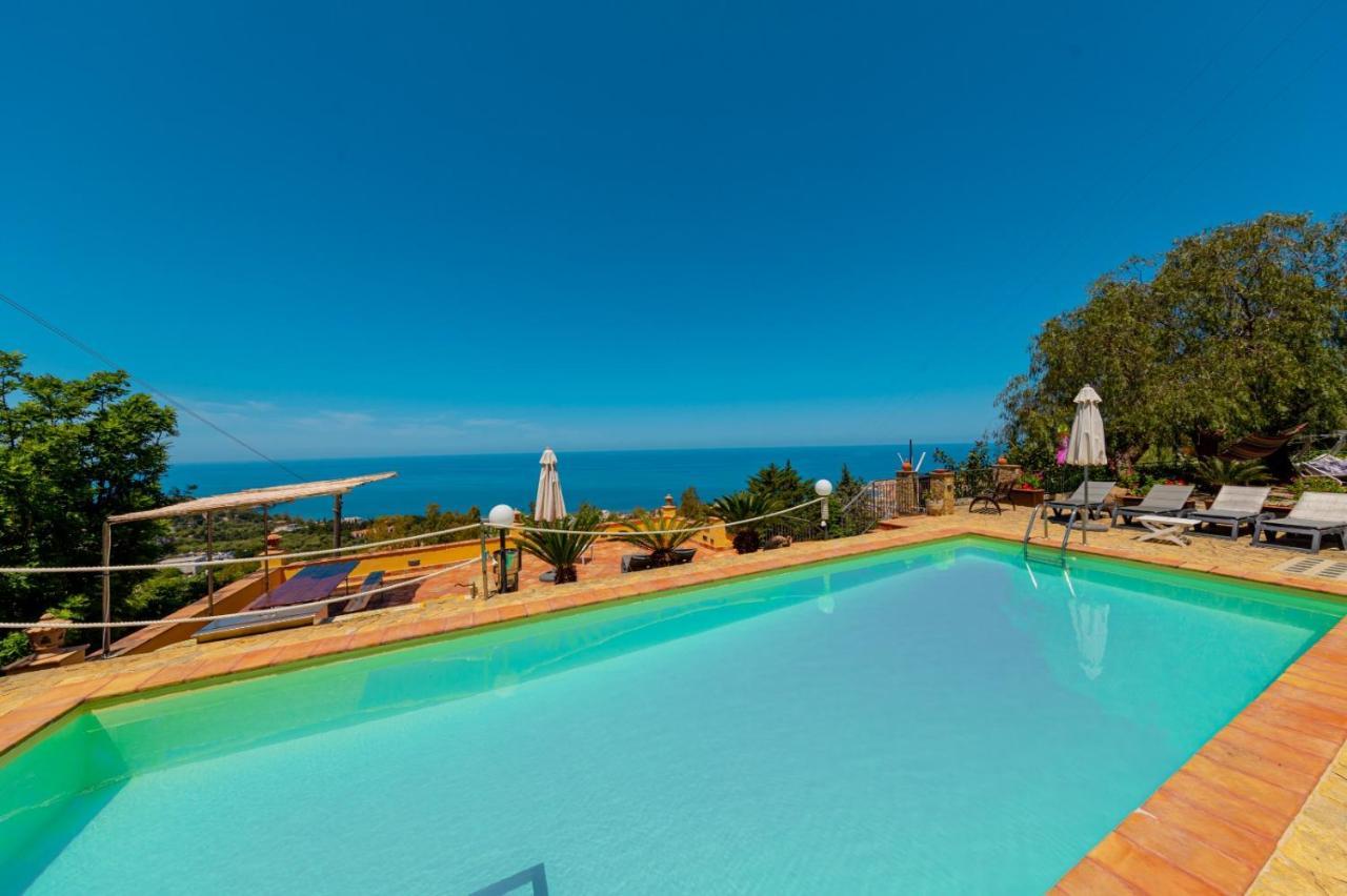 Residence Agape Cefalù Buitenkant foto